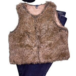 - Tommy Hilfiger Faux Fur Vest